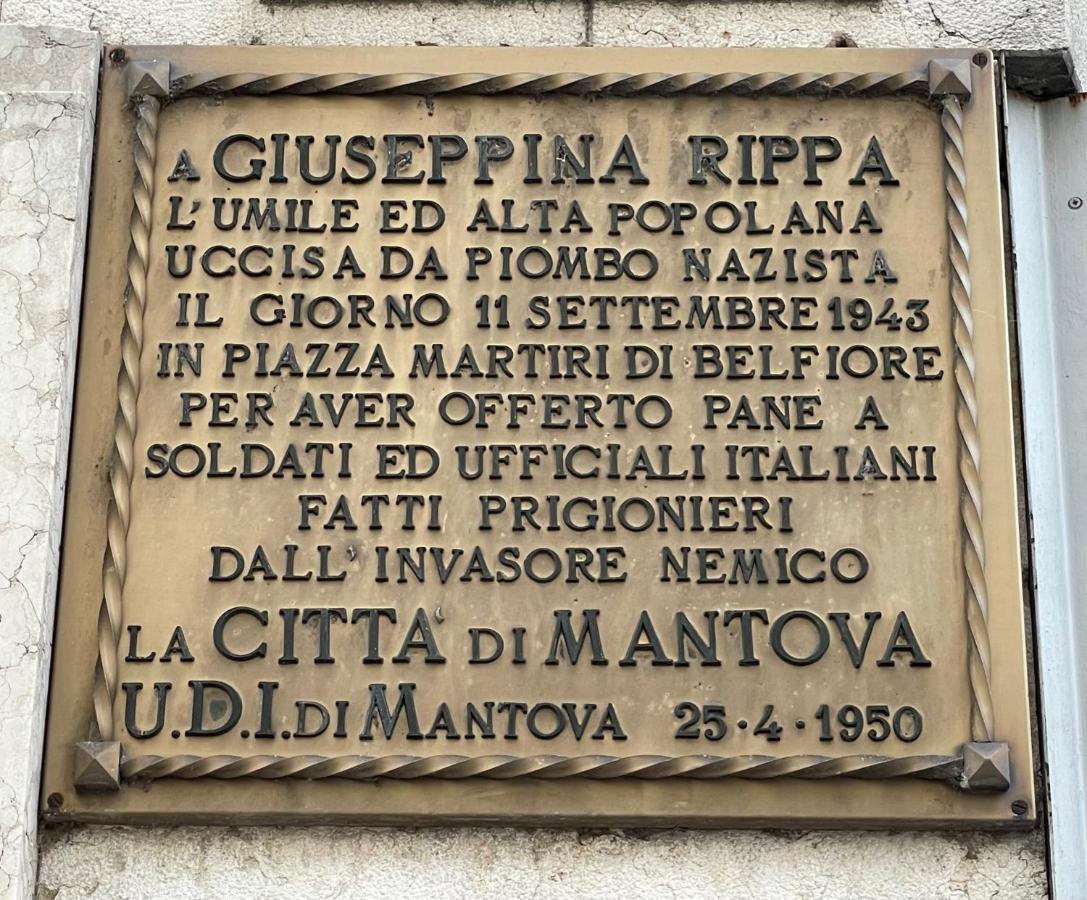 Palazzo Te - Casa Mantovana Giuseppina Rippa ภายนอก รูปภาพ